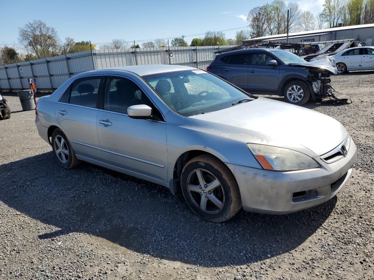 1HGCM56386A081026 2006 Honda Accord Se