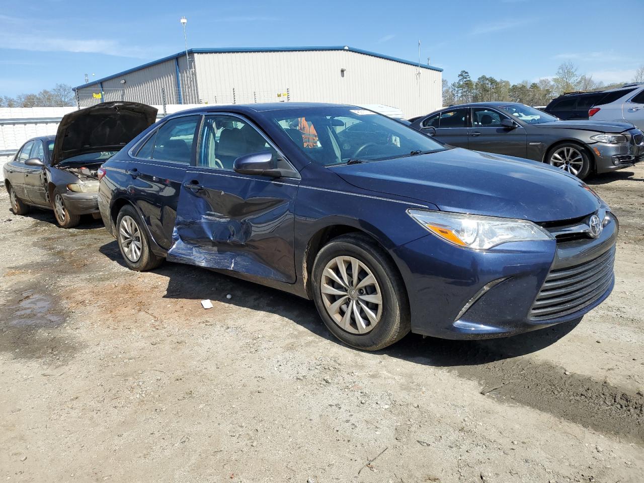 4T1BF1FK1GU610476 2016 Toyota Camry Le