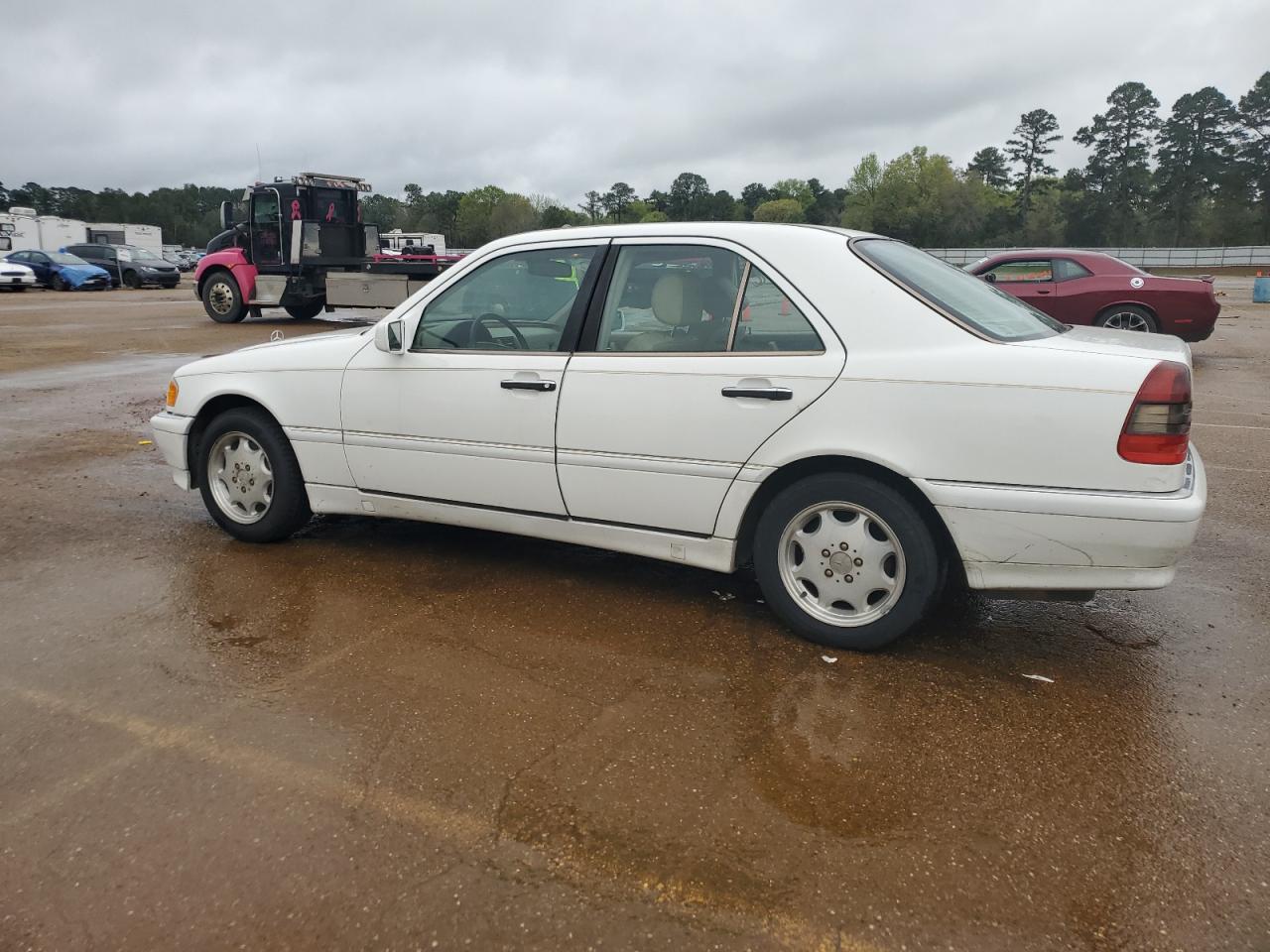 WDBHA23GXWA623759 1998 Mercedes-Benz C 230