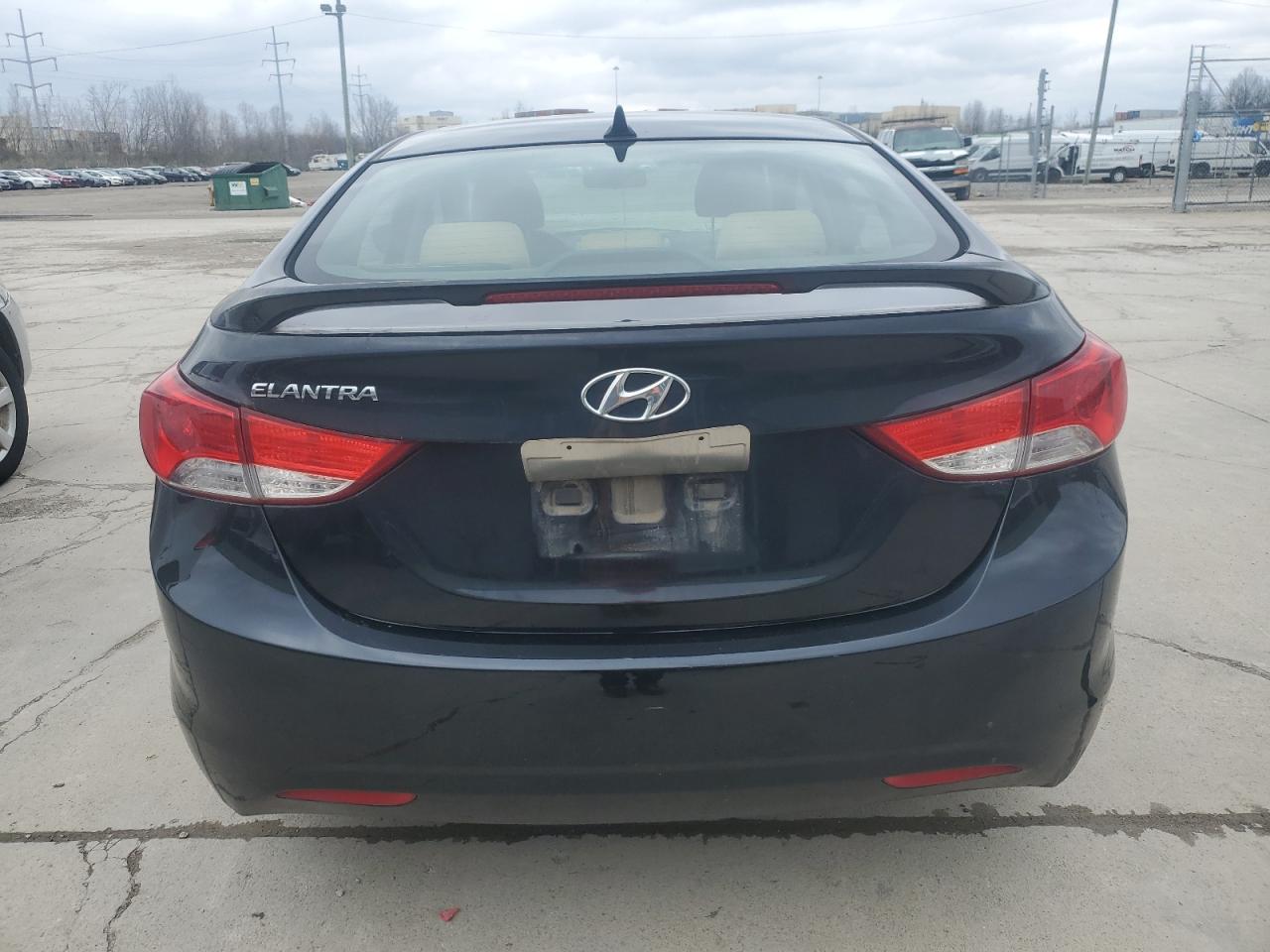 KMHDH4AE3DU874204 2013 Hyundai Elantra Gls