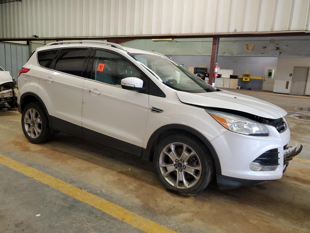 1FMCU9J92FUC66863 2015 Ford Escape Titanium
