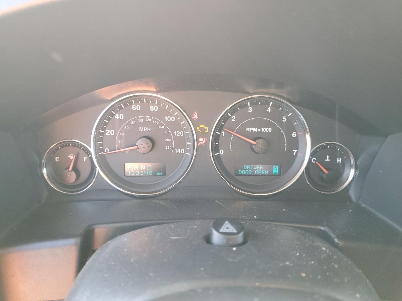 1J8HG48P17C528574 2007 Jeep Commander