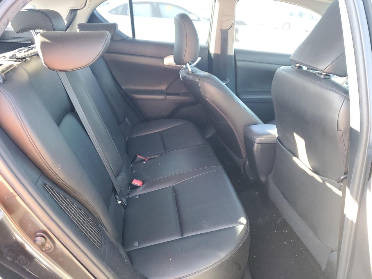 JTHKD5BH6B2039677 2011 Lexus Ct 200