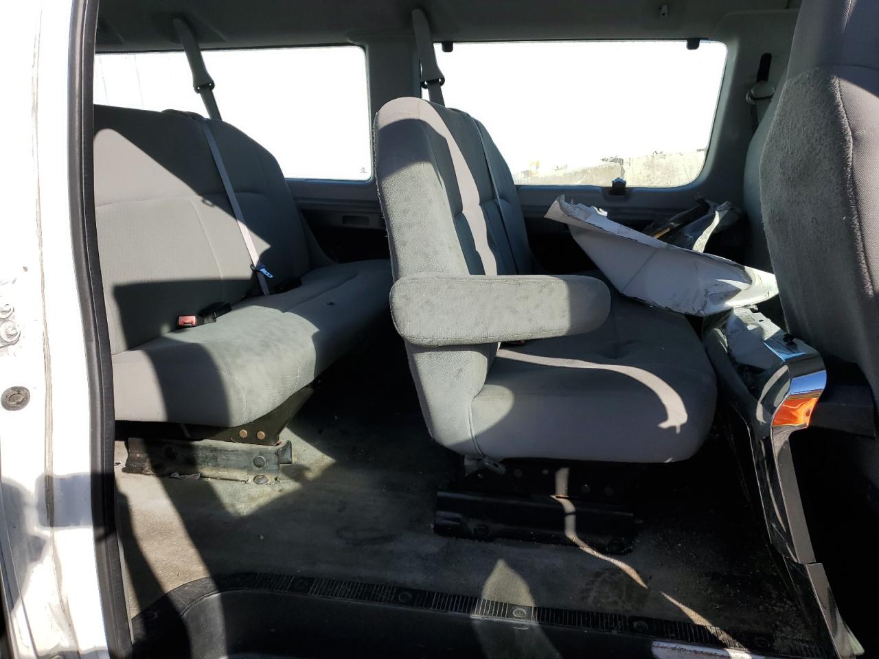 1FBSS3BL4DDA18614 2013 Ford Econoline E350 Super Duty Wagon