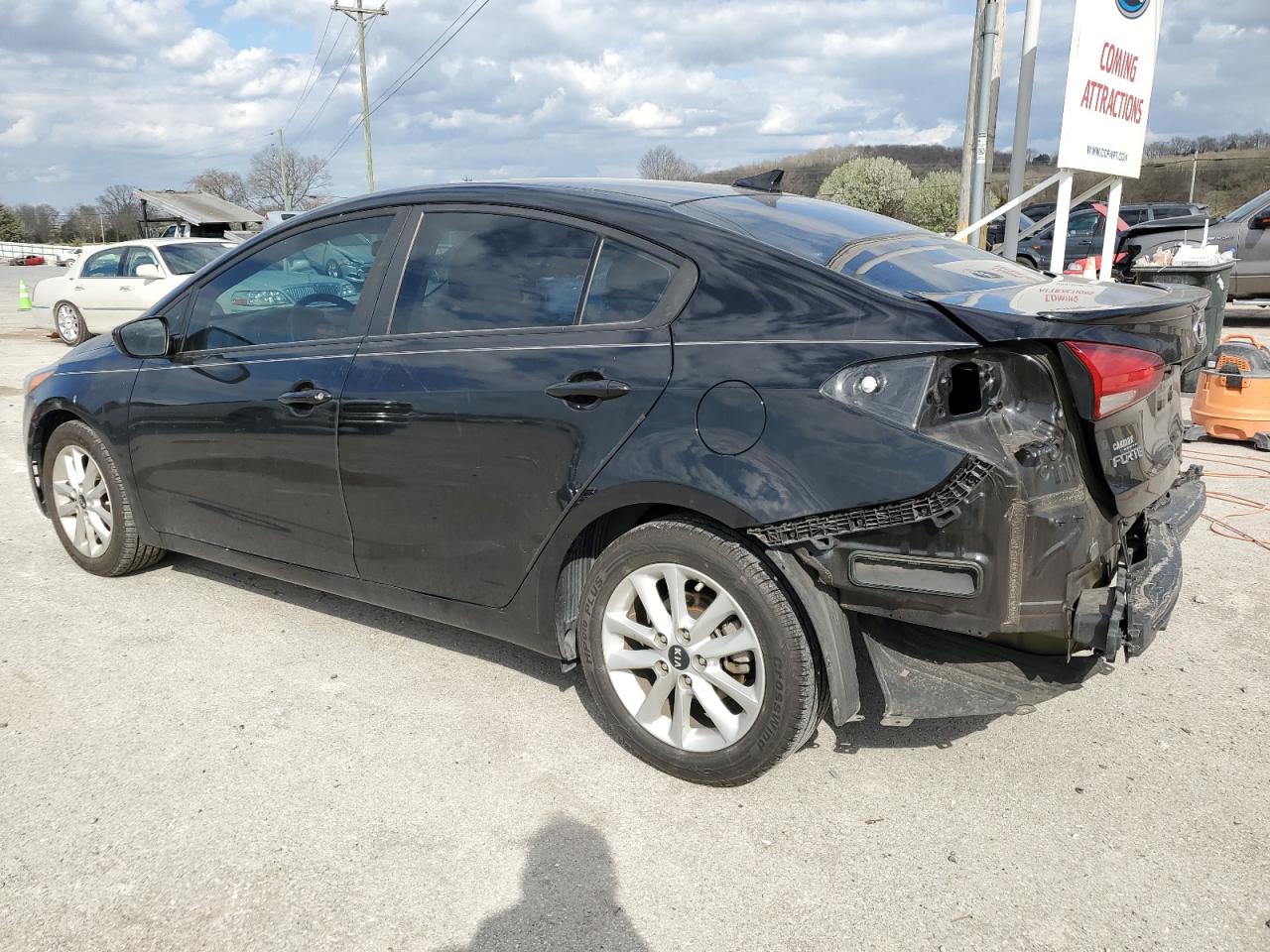 3KPFL4A7XHE115275 2017 Kia Forte Lx