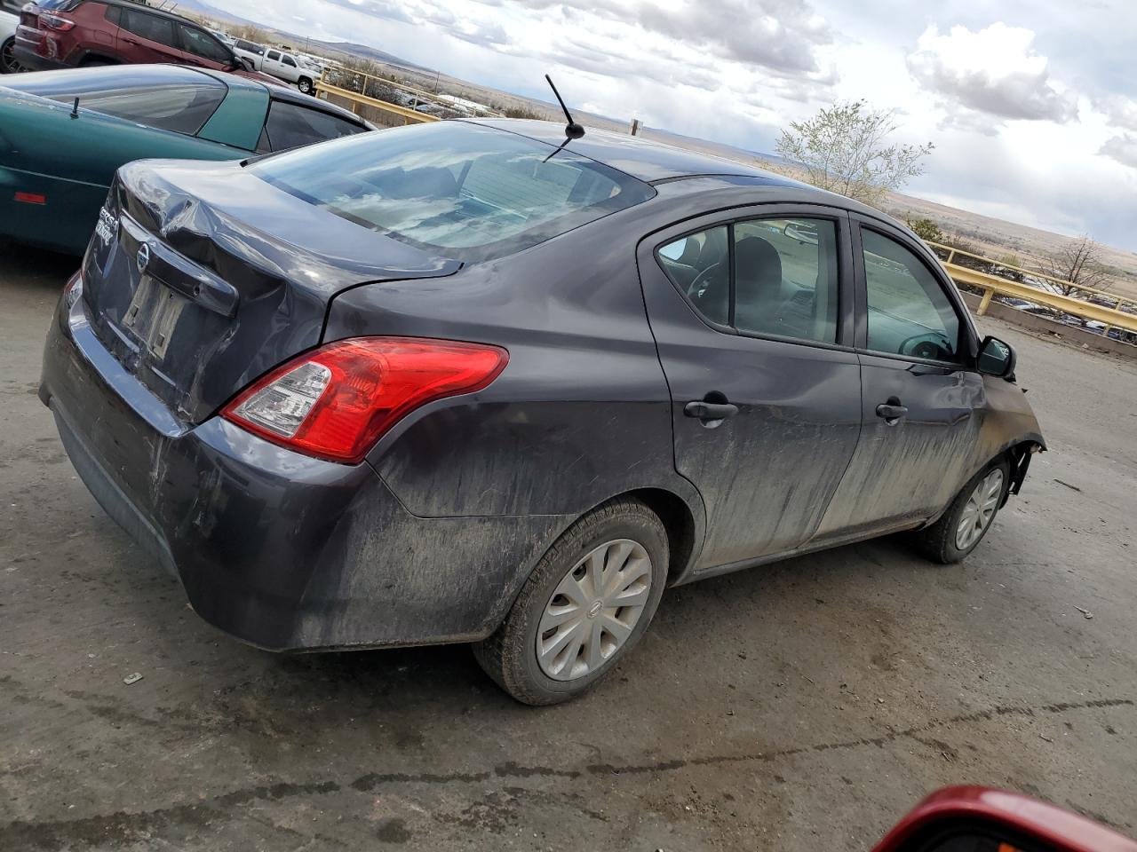 3N1CN7AP3FL817240 2015 Nissan Versa S
