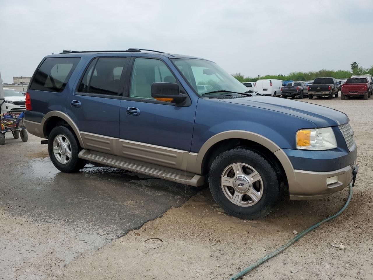 1fmru17w74la22590 1FMRU17W74LA22590 2004 Ford Expedition Eddie Bauer