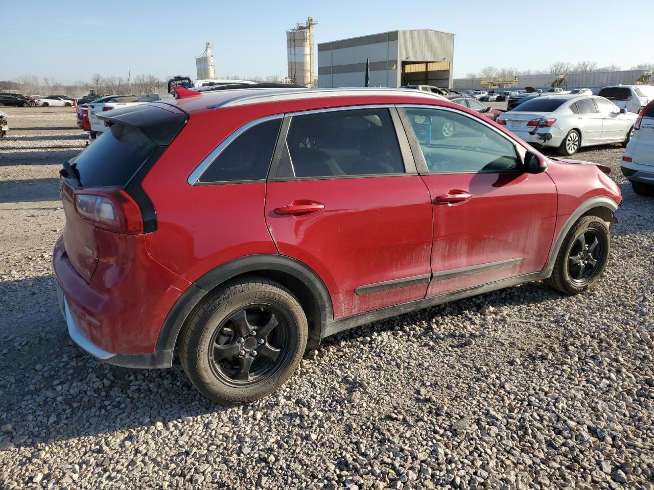 KNDCB3LC8H5042686 2017 Kia Niro Fe