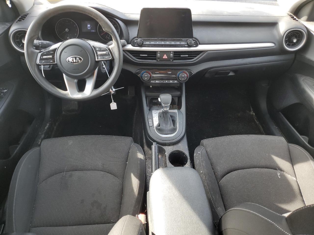 3KPF24AD1KE135785 2019 Kia Forte Fe