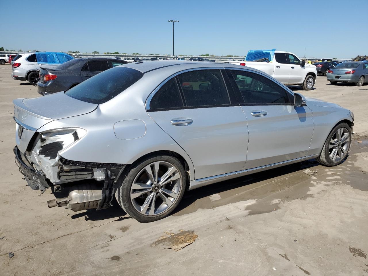 55SWF4JB6JU240154 2018 Mercedes-Benz C 300
