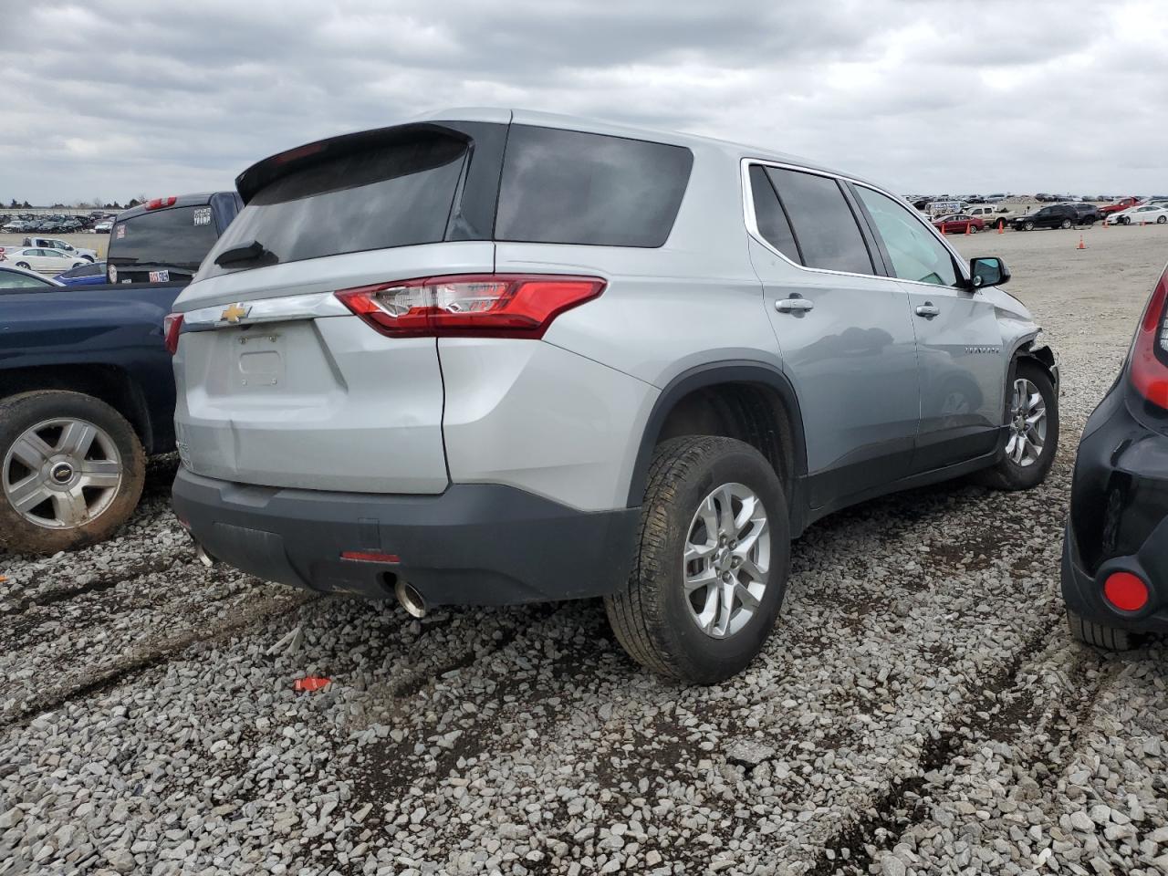 Lot #2477592204 2018 CHEVROLET TRAVERSE L