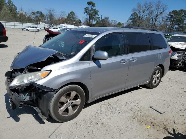 Lot #2494069342 2012 TOYOTA SIENNA LE salvage car
