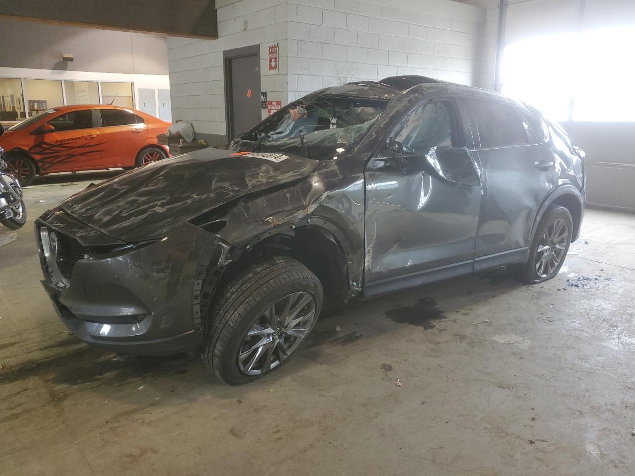 JM3KFBEY6L0770071 2020 Mazda Cx-5 Signature