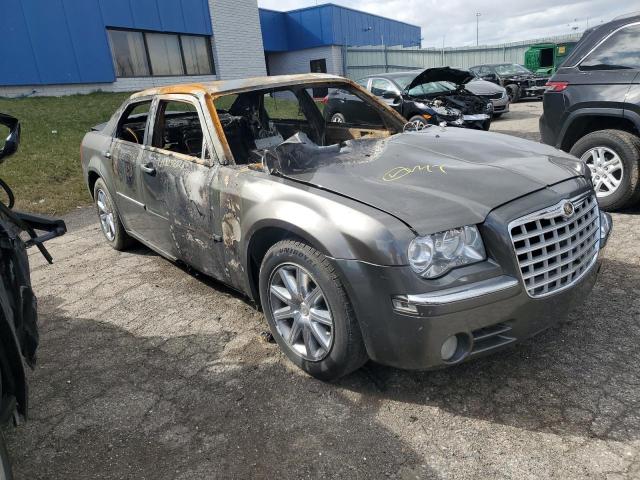 2008 Chrysler 300C VIN: 2C3KA63H98H140554 Lot: 45823964