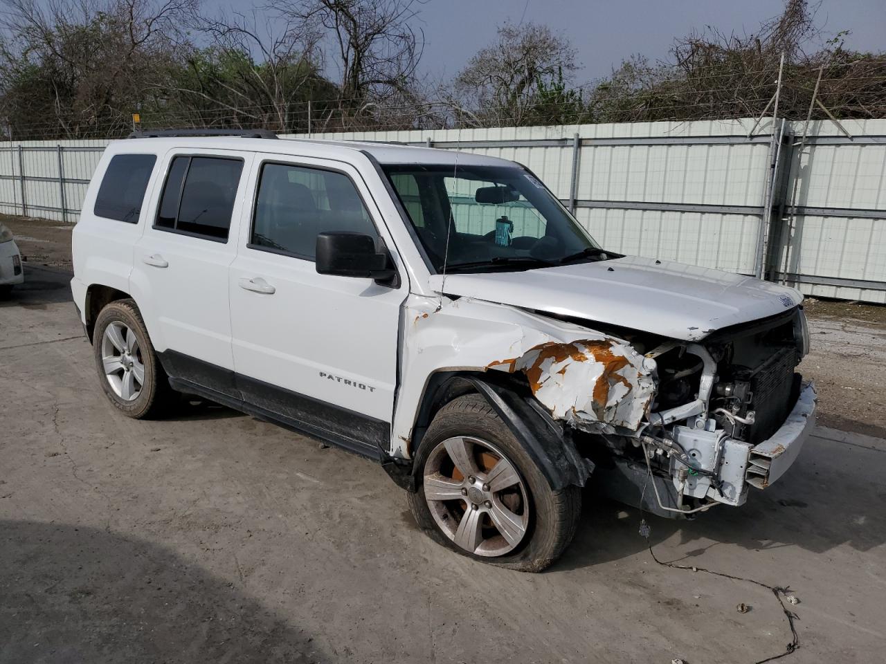 1C4NJPBB4GD562979 2016 Jeep Patriot Sport