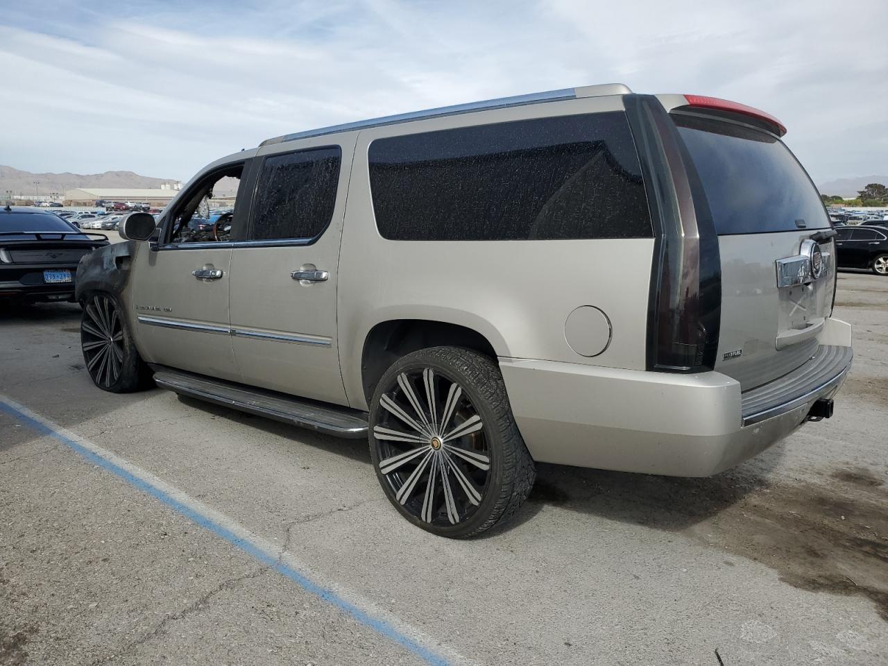 1GYFK26289R192604 2009 Cadillac Escalade Esv Luxury