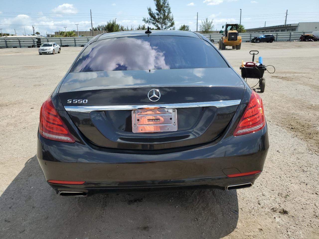 WDDUG8CB2EA006916 2014 Mercedes-Benz S 550