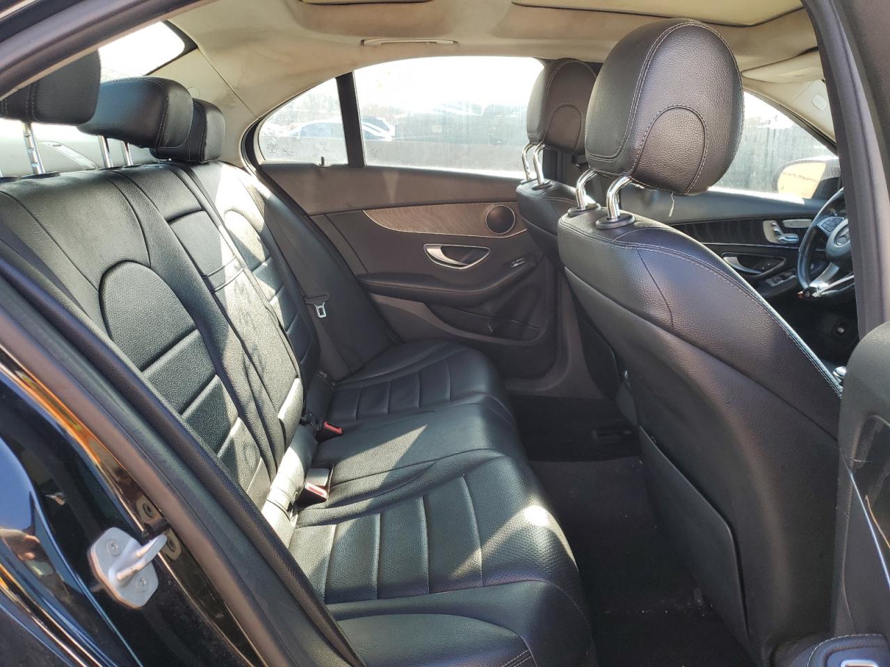 WDDWF4KB4GR183512 2016 Mercedes-Benz C 300 4Matic