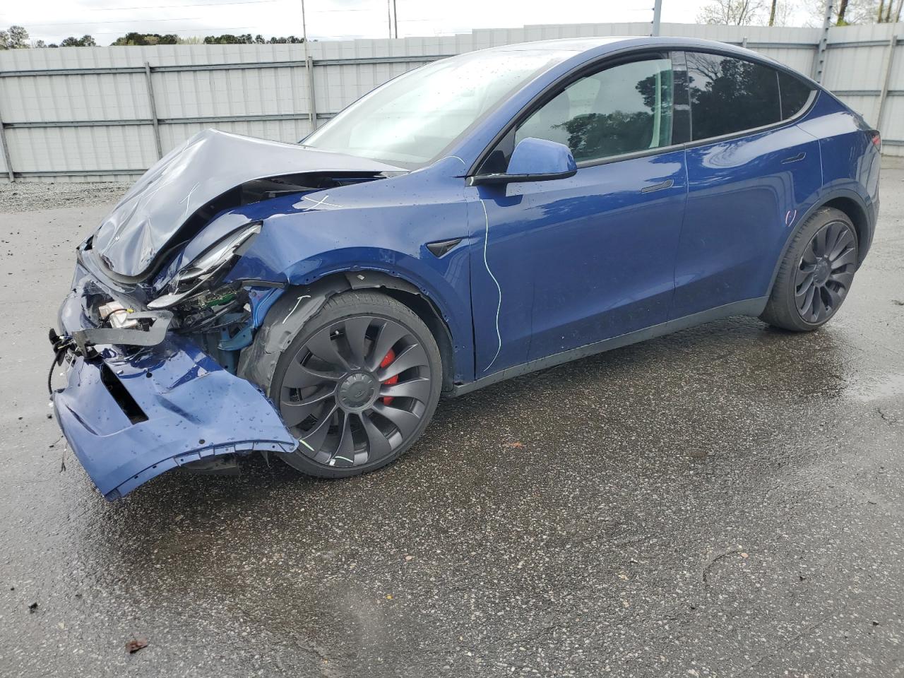 7SAYGDEFXNF313667 2022 Tesla Model Y