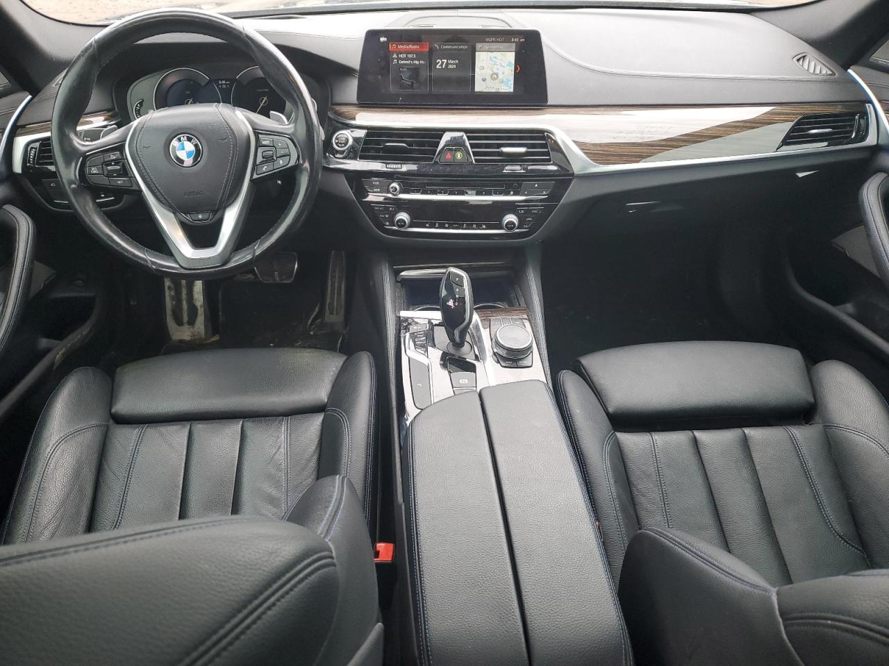 WBAJE7C52JWC57553 2018 BMW 540 Xi