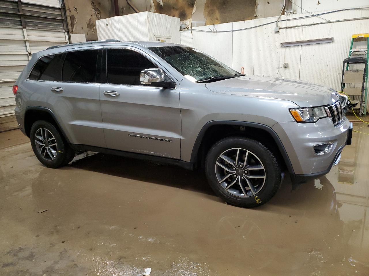 2019 Jeep Grand Cherokee Limited vin: 1C4RJEBG3KC732328