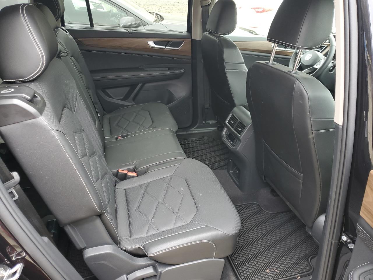 1V2HR2CA8RC512866 2024 Volkswagen Atlas Se