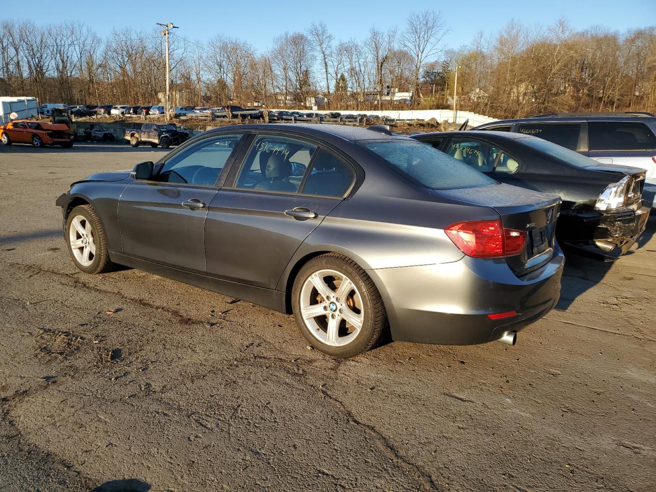 2015 BMW 320 I xDrive vin: WBA3C3G58FNS76801