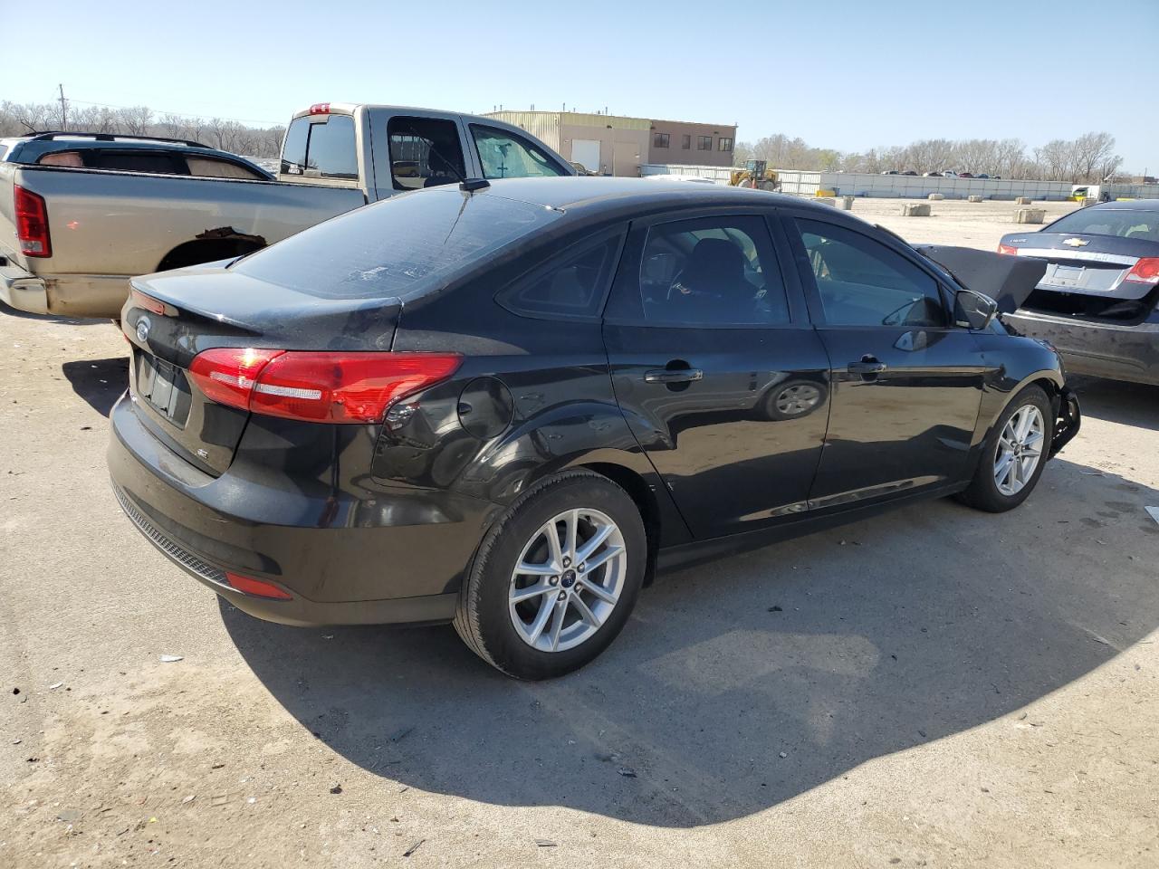 2015 Ford Focus Se vin: 1FADP3F20FL220940