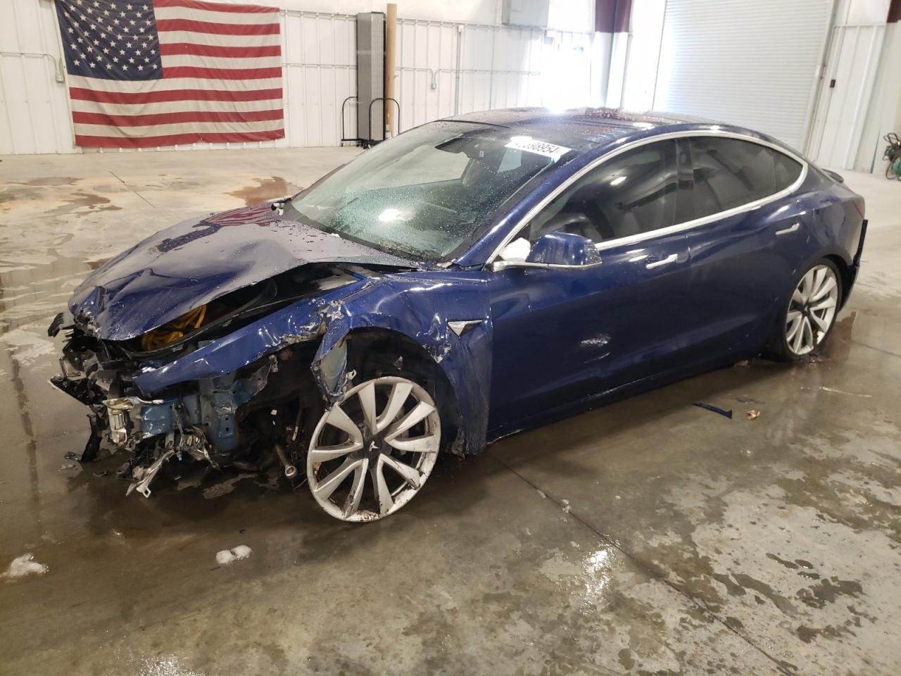 5YJ3E1EB6JF121813 2018 Tesla Model 3