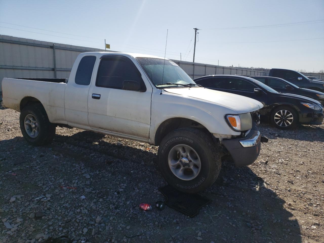 4TAWN72N3YZ653101 2000 Toyota Tacoma Xtracab