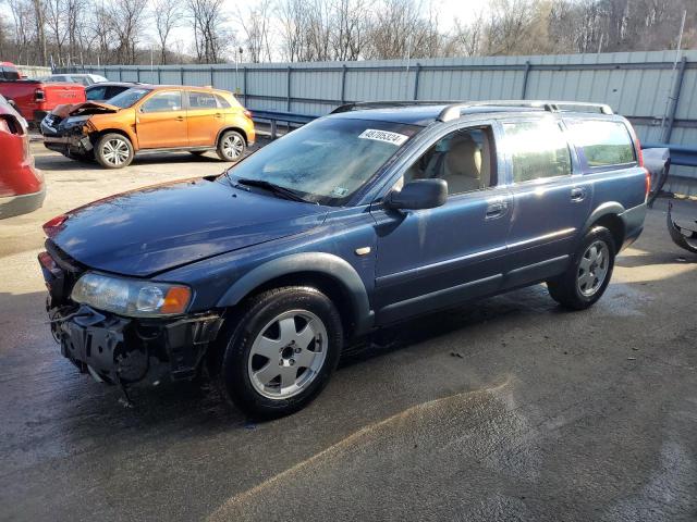 Lot #2459770219 2002 VOLVO V70 XC salvage car