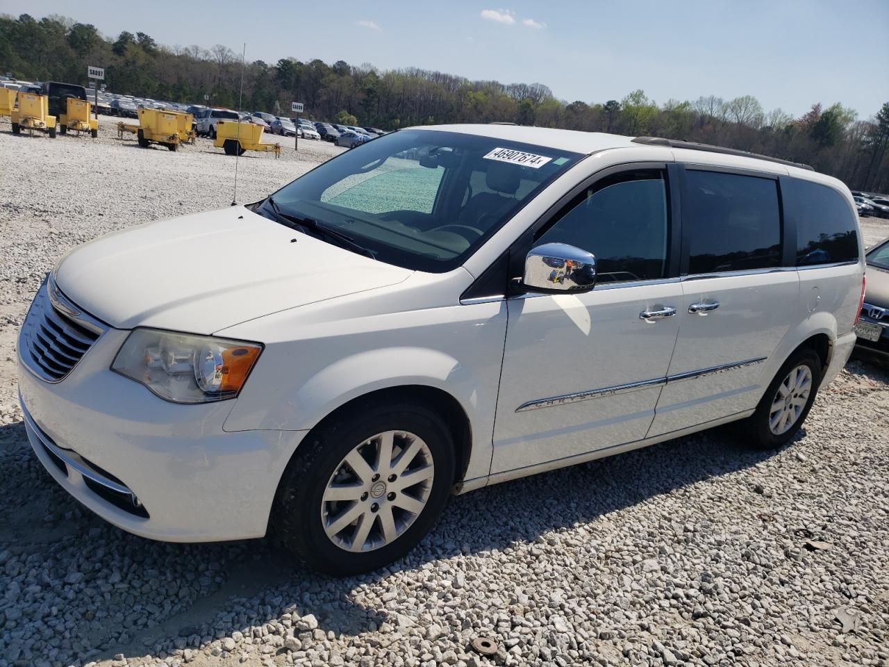 2012 chrysler town and country store touring l