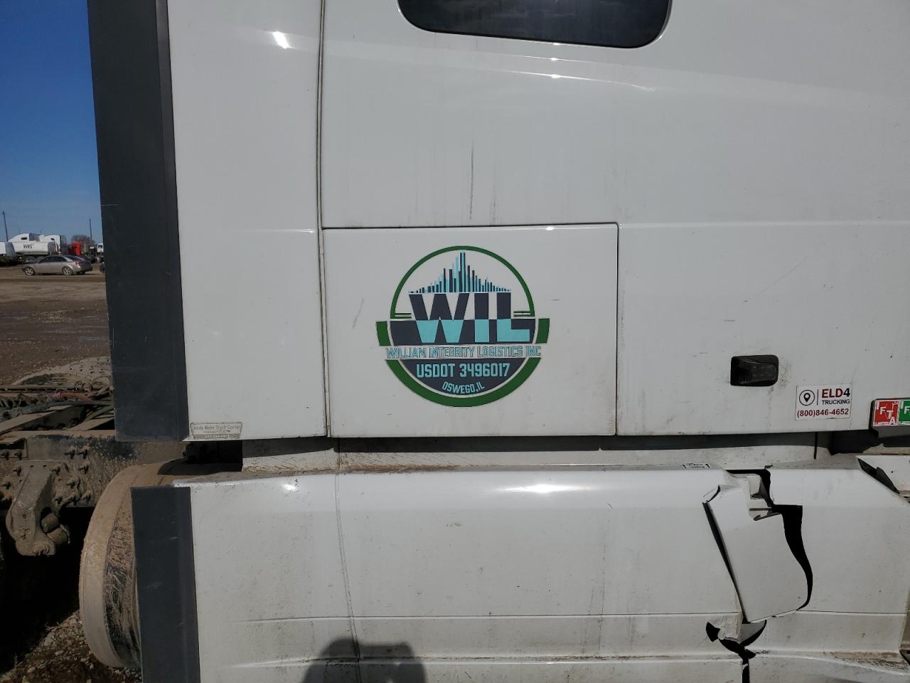 4V4NC9EH5LN228121 2020 Volvo Vn Vnl