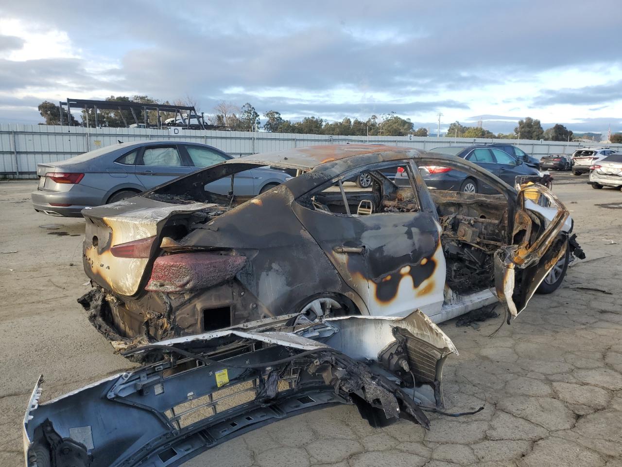 5NPD74LF9KH449090 2019 Hyundai Elantra Se