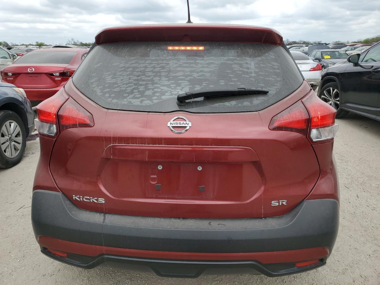 3N1CP5CU1KL499663 2019 Nissan Kicks S