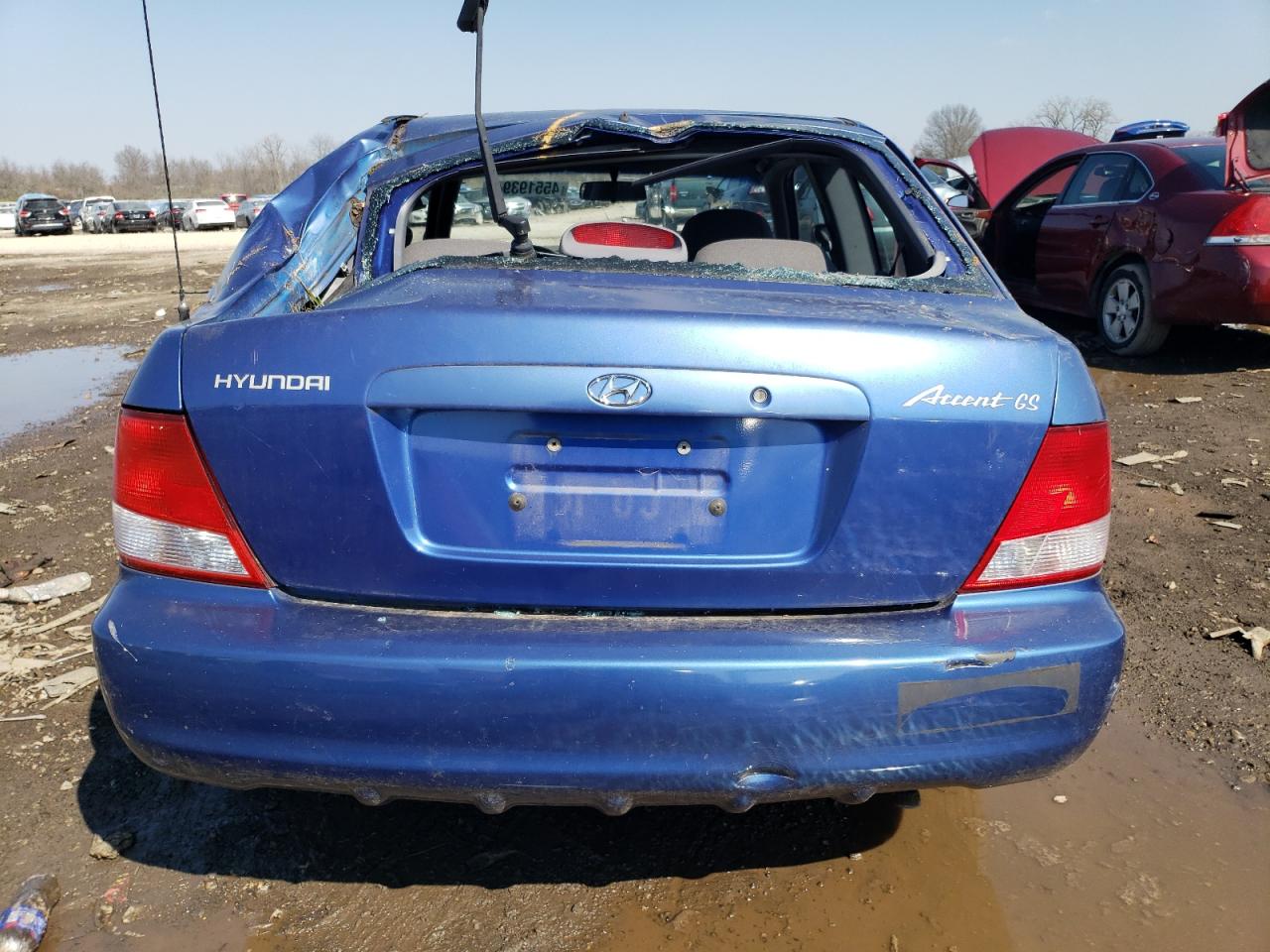 KMHCG35C32U166047 2002 Hyundai Accent Gs