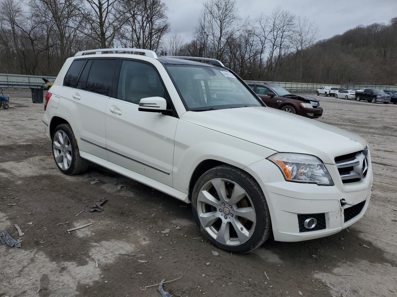 WDCGG8HB9BF618166 2011 Mercedes-Benz Glk 350 4Matic