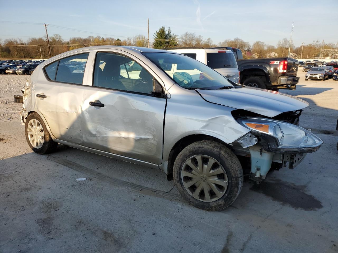 2019 Nissan Versa S vin: 3N1CN7AP7KL810527