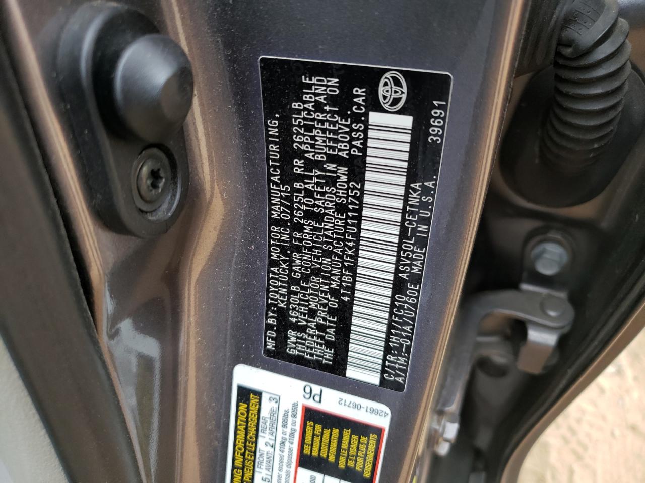 4T1BF1FK4FU111752 2015 Toyota Camry Le