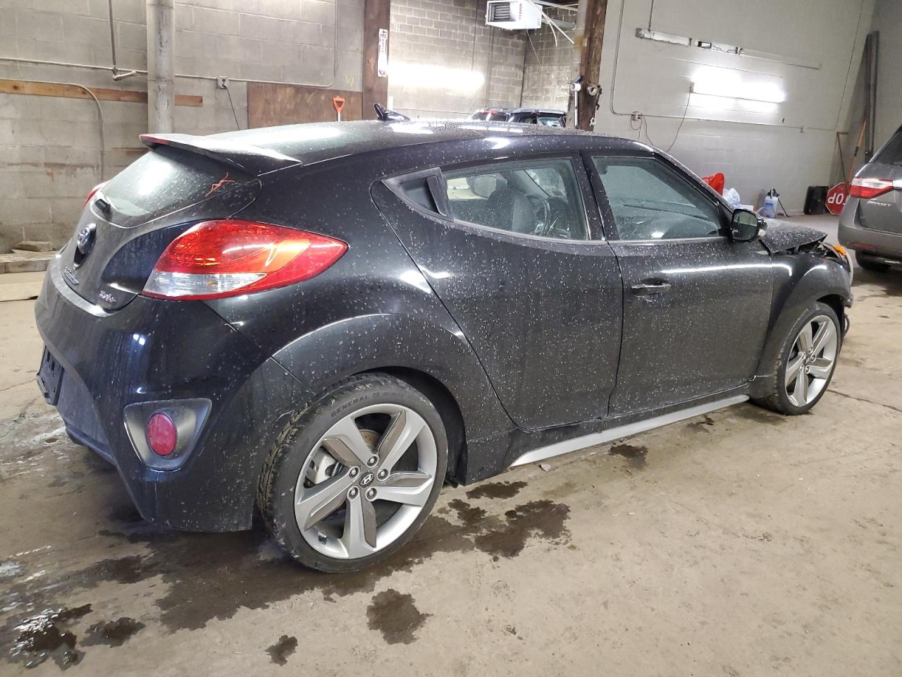 KMHTC6AE0FU226117 2015 Hyundai Veloster Turbo