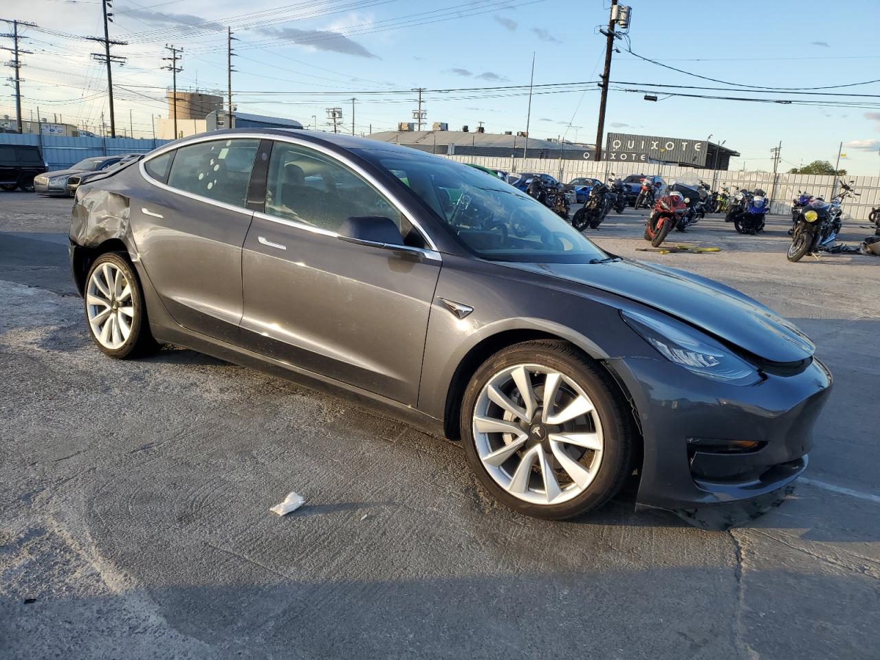 2018 Tesla Model 3 vin: 5YJ3E1EA6JF151644