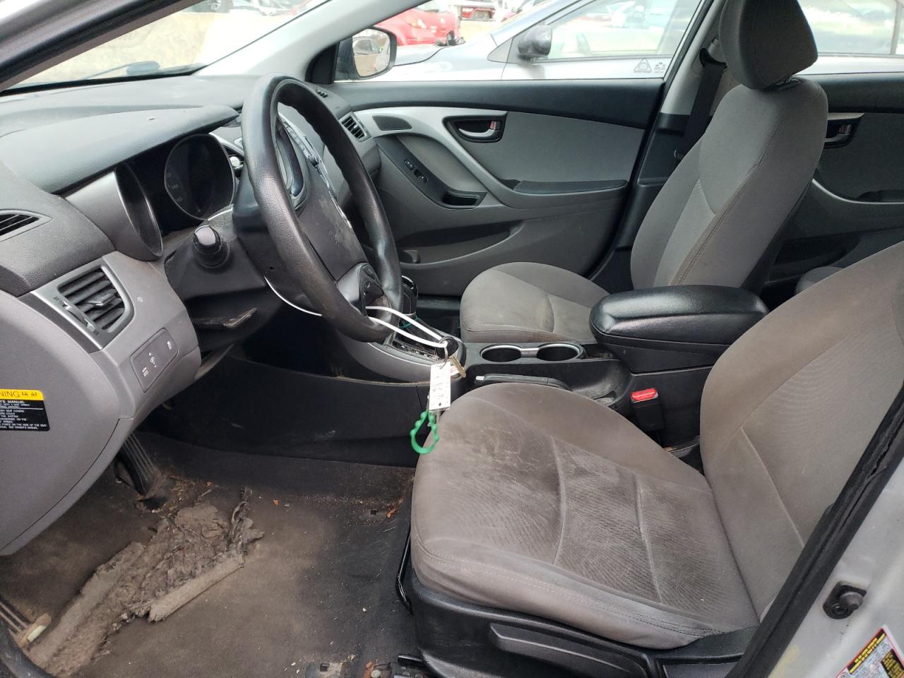 5NPDH4AE1EH487750 2014 Hyundai Elantra Se