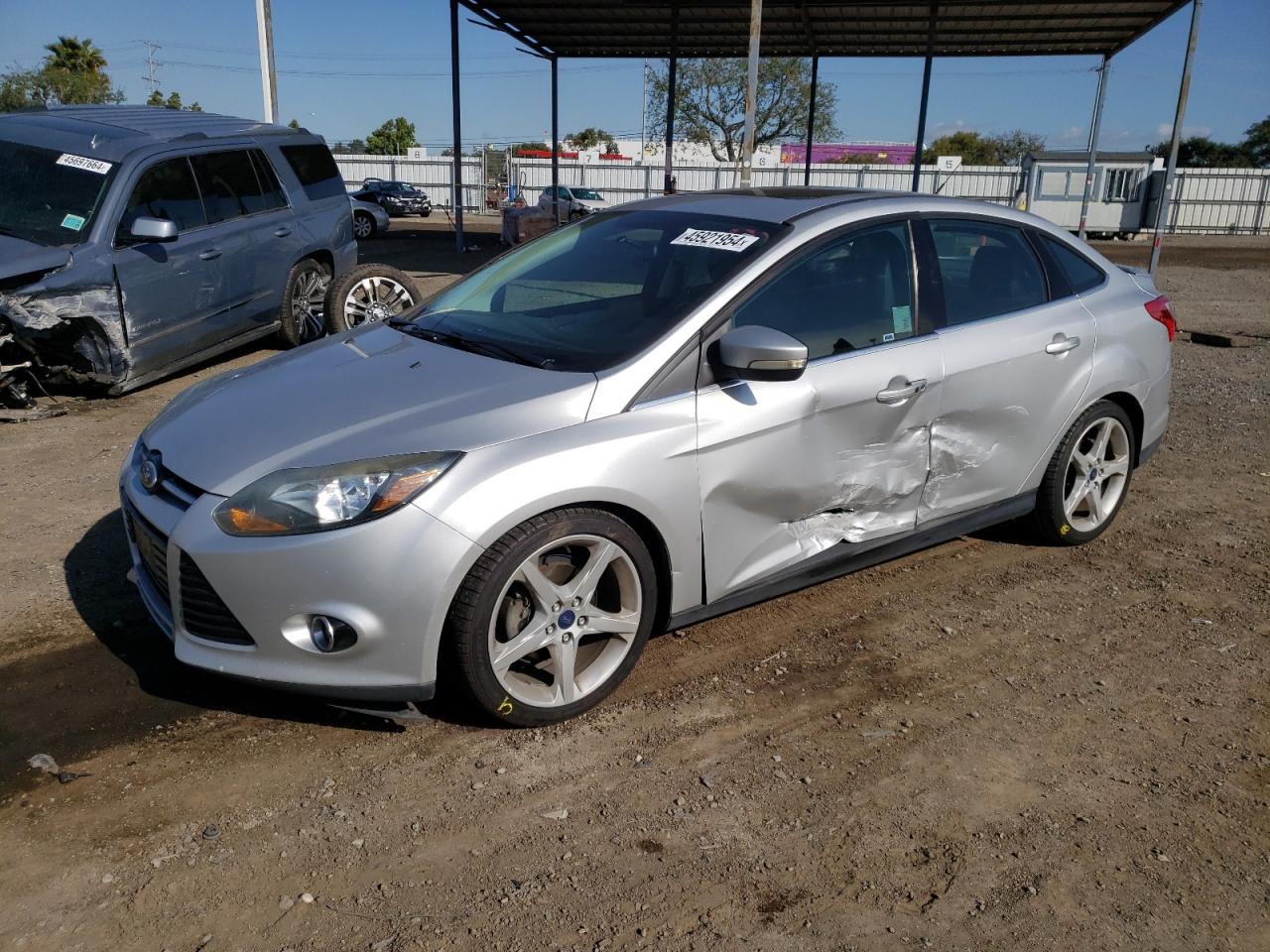 1FADP3J29EL321433 2014 Ford Focus Titanium