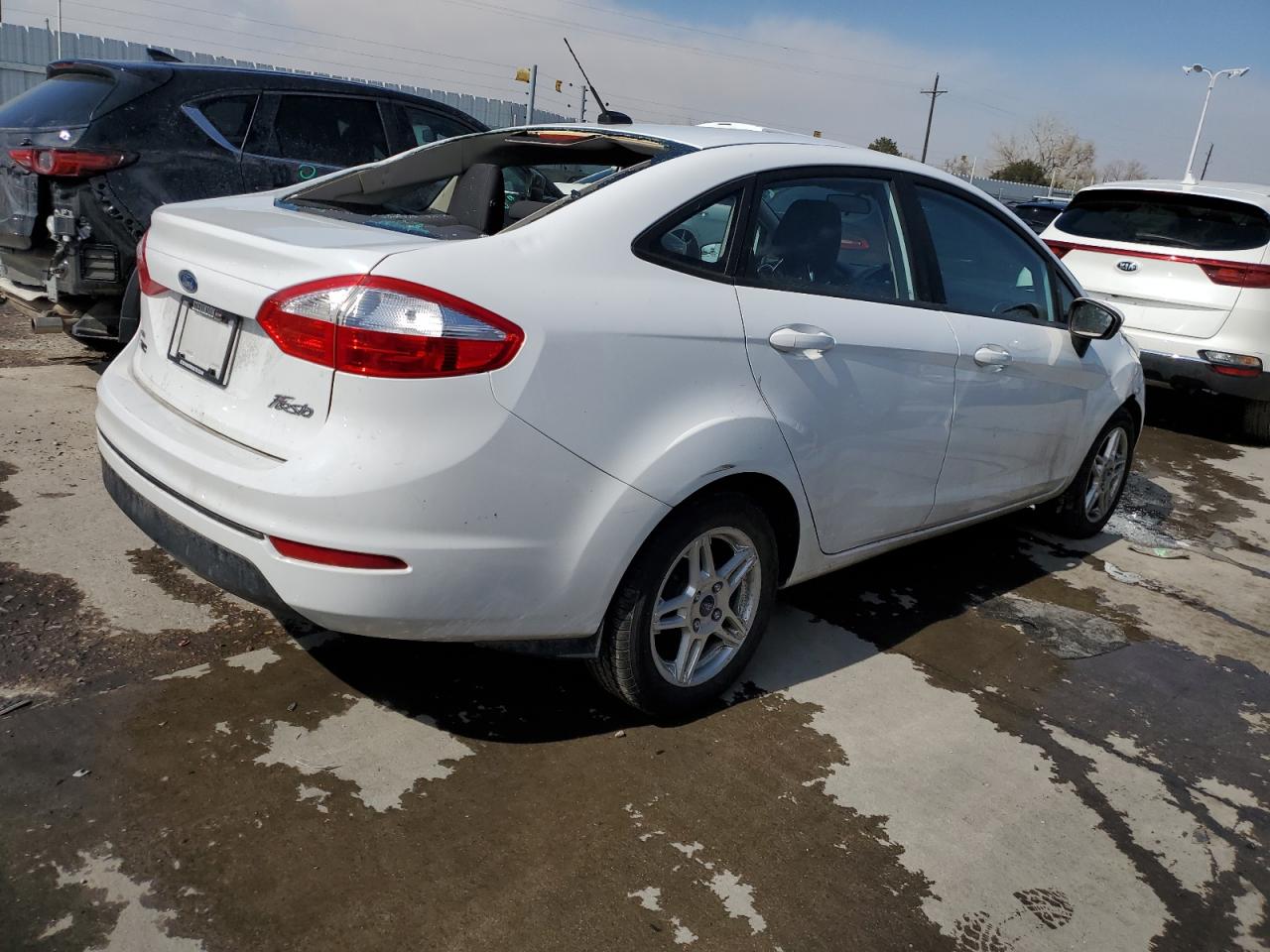 3FADP4BJ9HM171600 2017 Ford Fiesta Se