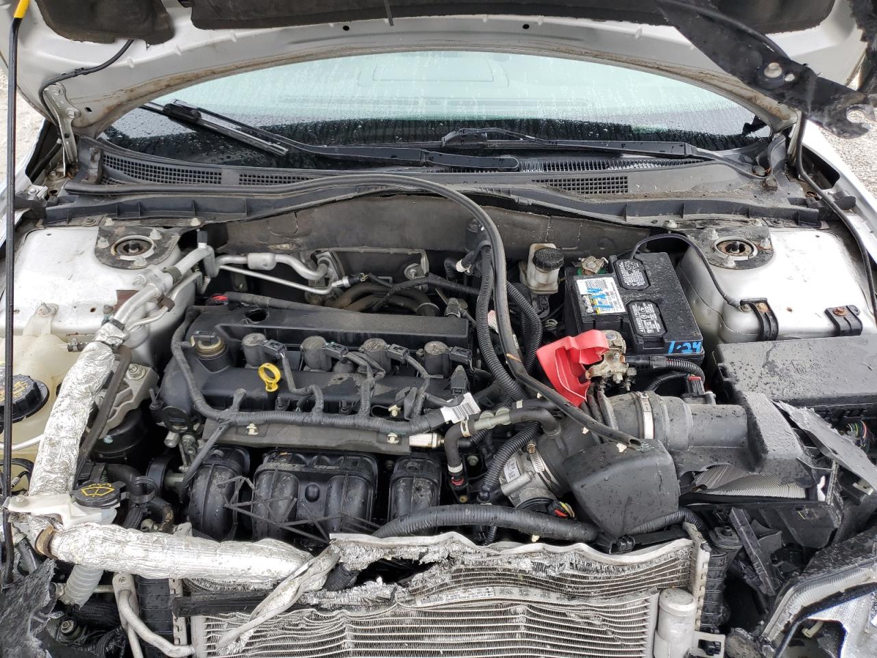 3FAHP0HAXBR217561 2011 Ford Fusion Se