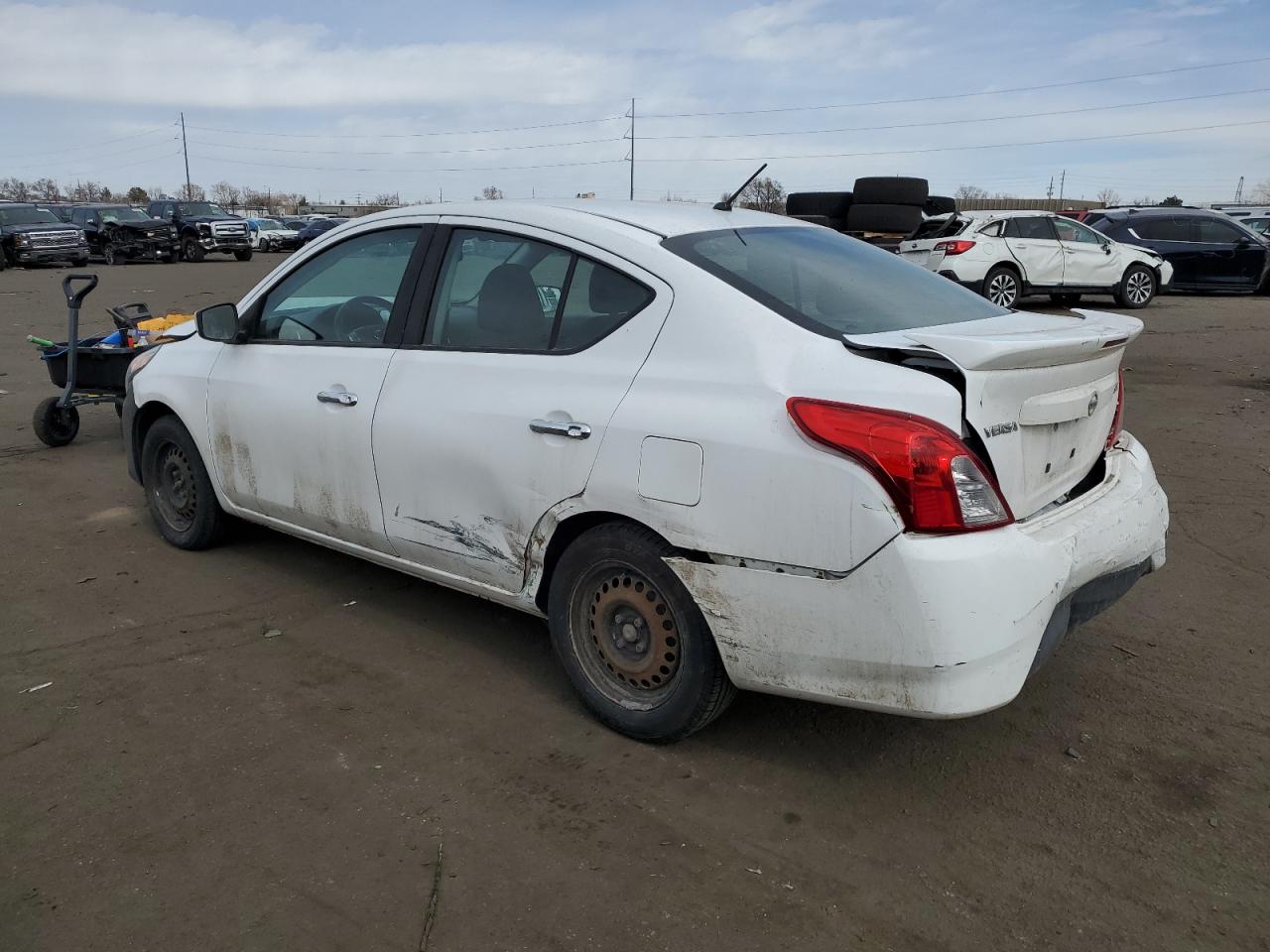 2017 Nissan Versa S vin: 3N1CN7AP0HL873784