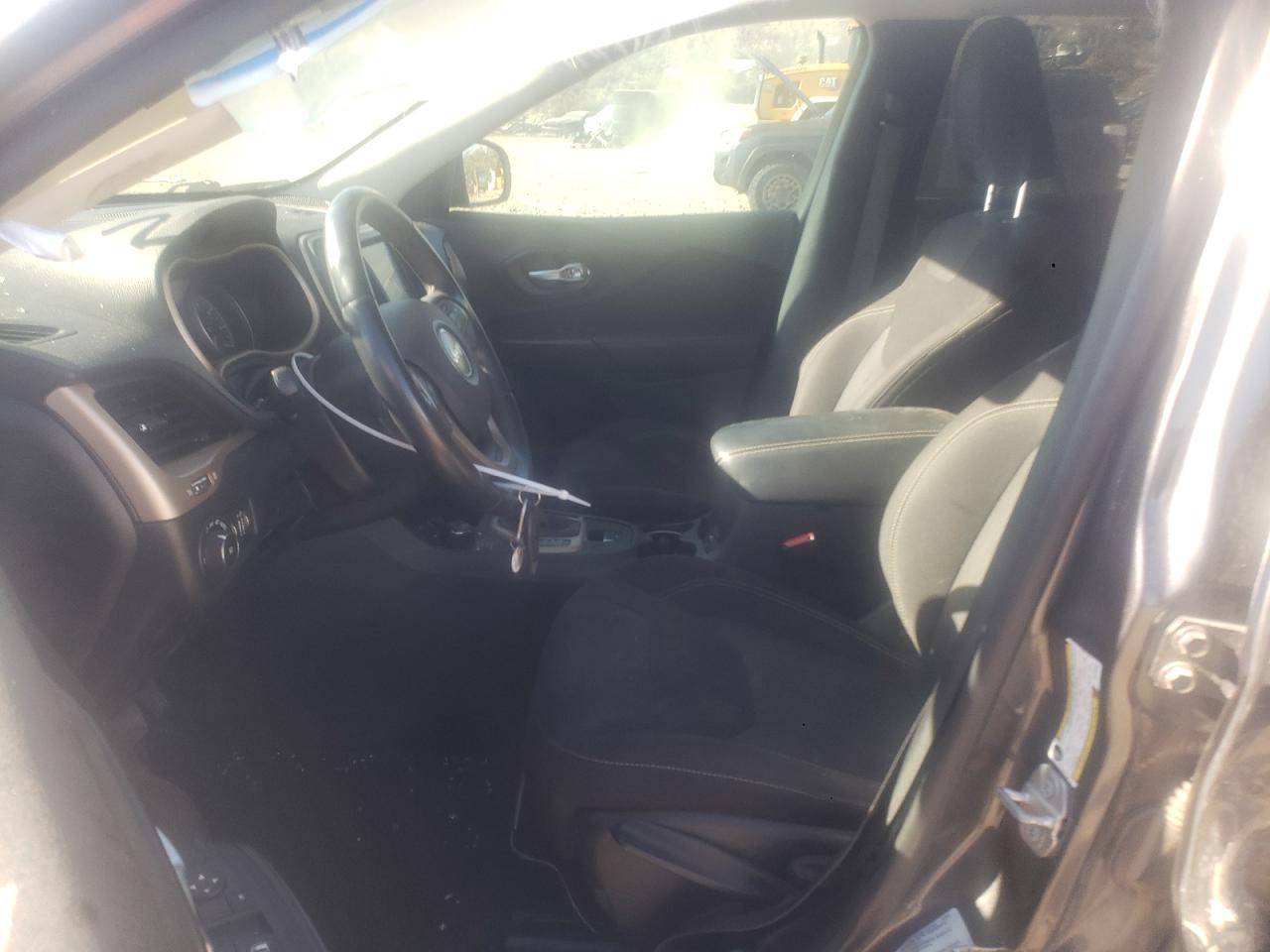 JEEP GRAND CHEROKEE LATITUDE