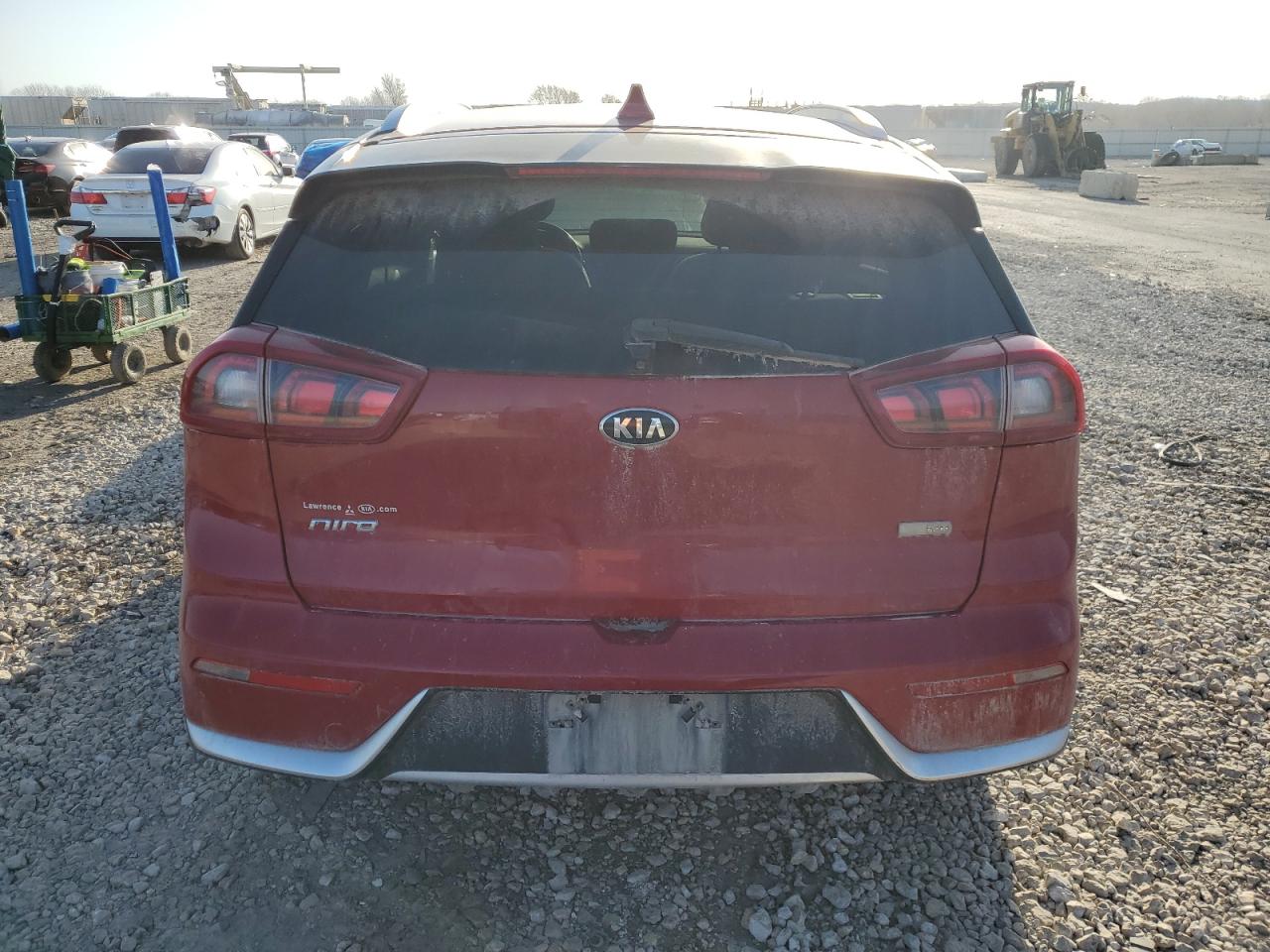 KNDCB3LC8H5042686 2017 Kia Niro Fe