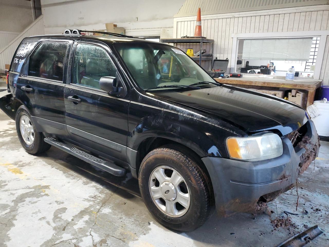 1FMYU03104DA15779 2004 Ford Escape Xlt