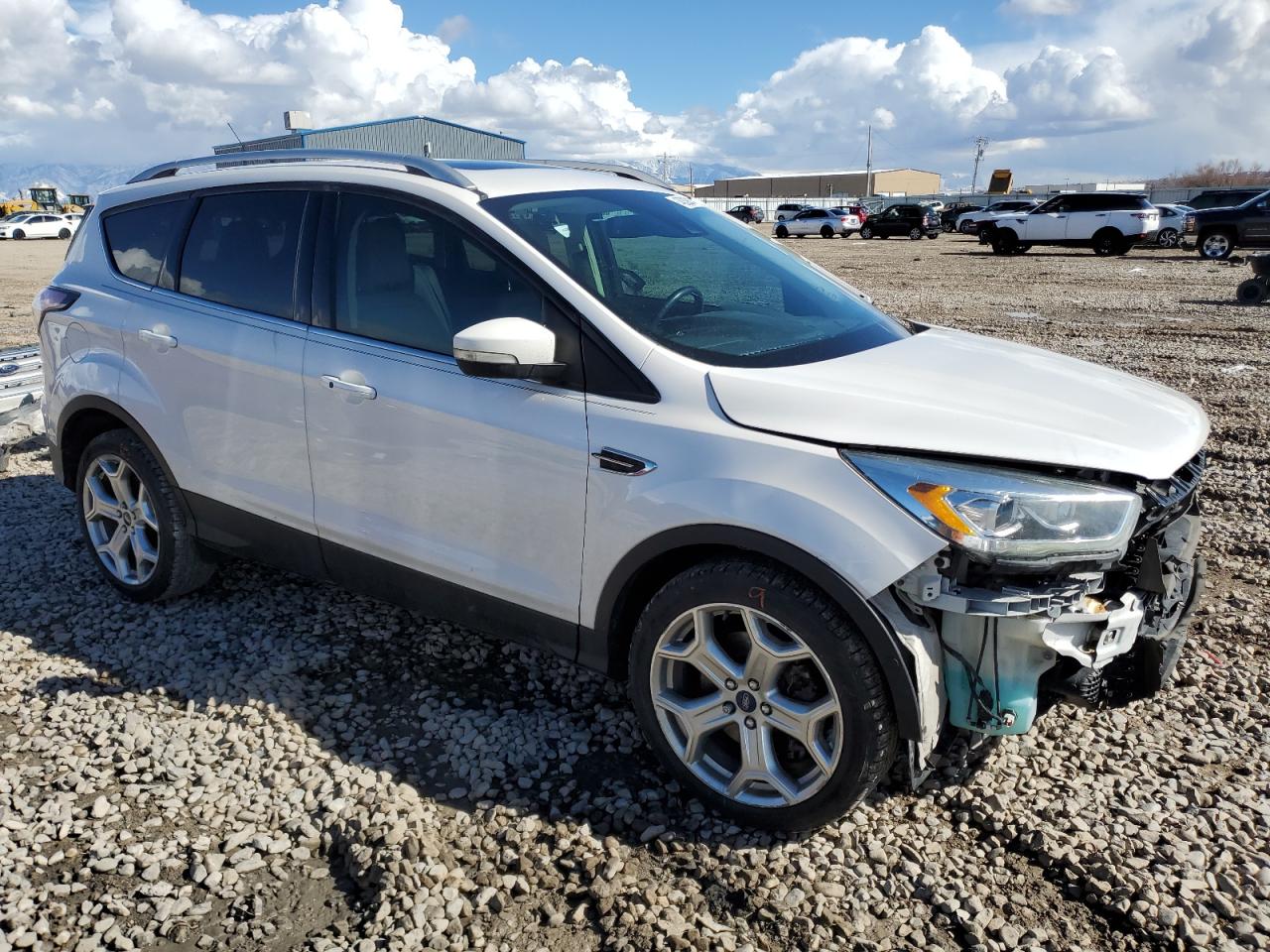 2017 Ford Escape Titanium vin: 1FMCU0J9XHUA82740